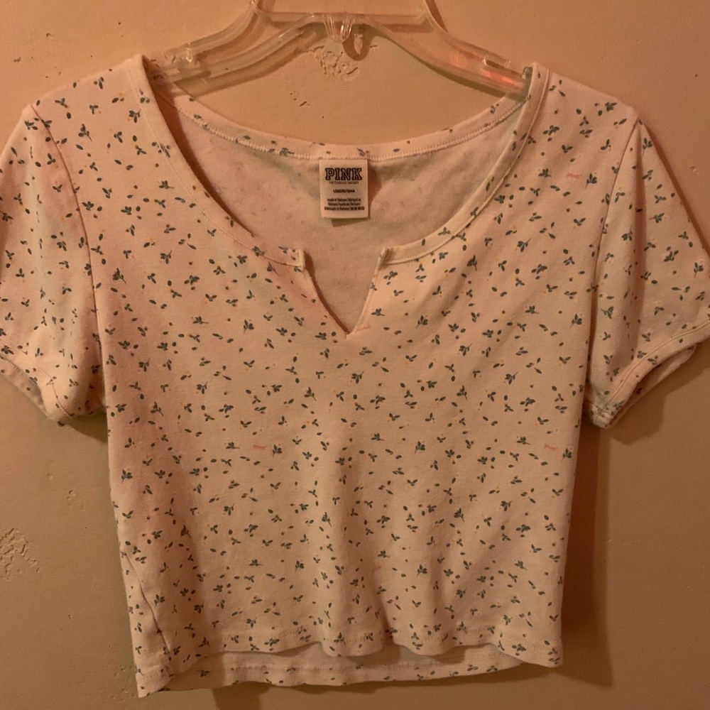 pink shirt